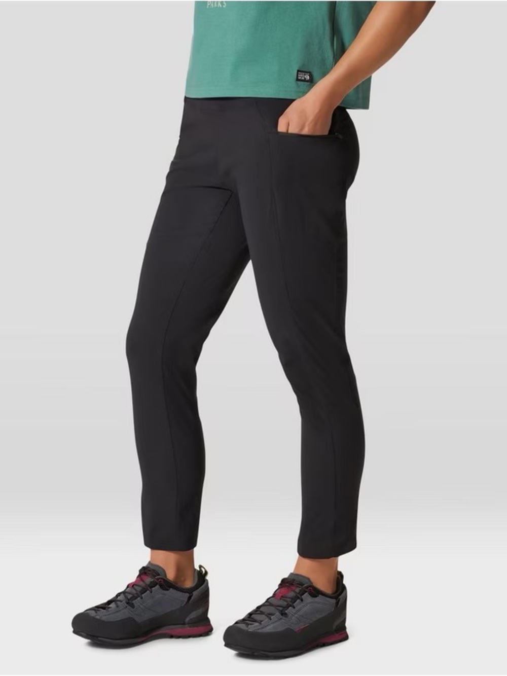 Mountain Hardwear Dynama High Rise Ankle Pants, size XS, Black